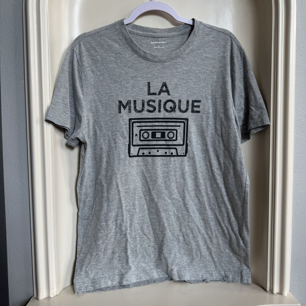 Banana Republic La Musique Cassette Graphic T-Shirt Size Medium